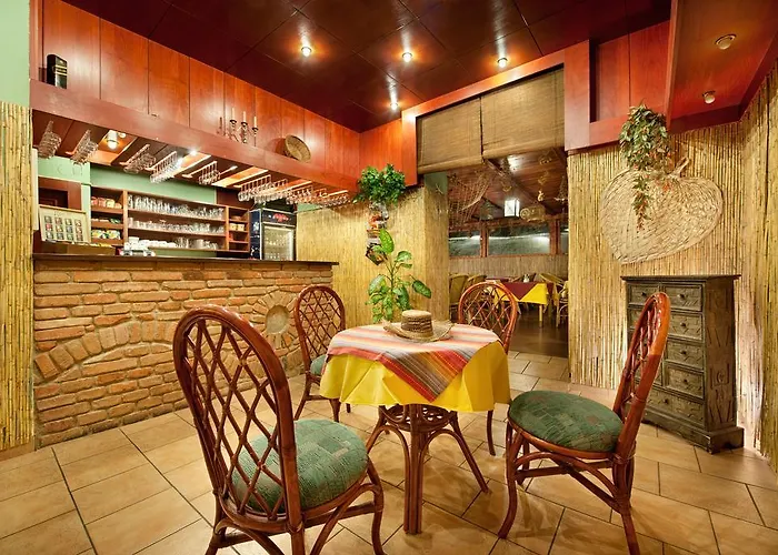 Hotel Henrietta
